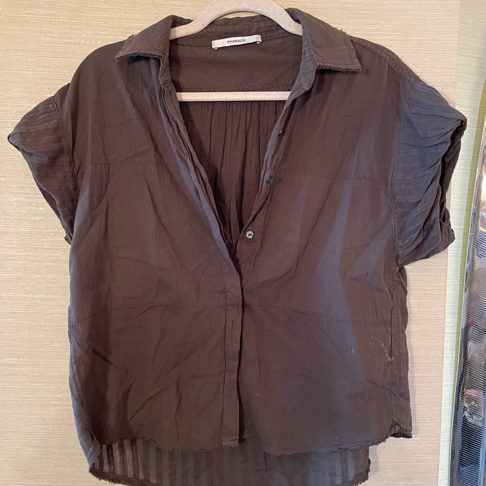 Pharao short sleeve button top